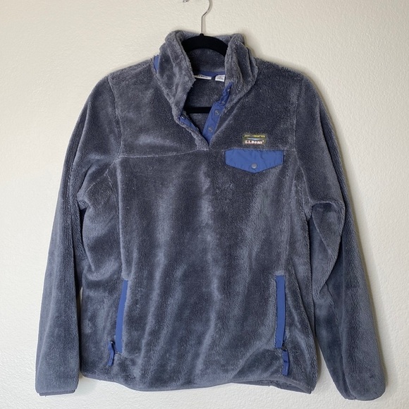 L.L. Bean Jackets & Blazers - LL Bean hi-pile fleece pullover jacket women’s medium grey fuzzy EUC